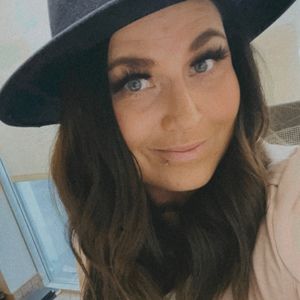 Meet your Posher, Jen